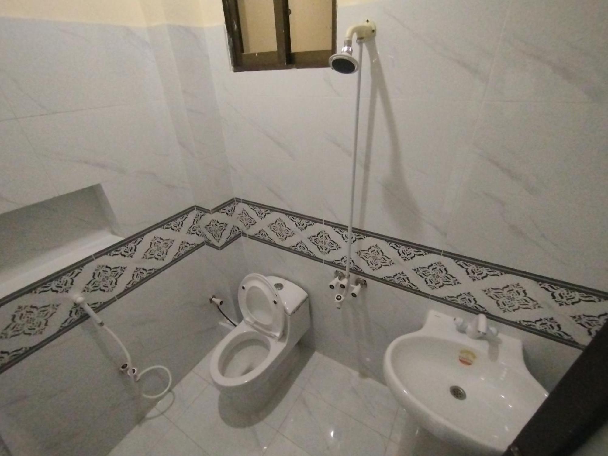 Hotel Crown Plaza, Near Karachi Airport, Darul Sehat Hospital, Dow, Agha Khan And Liaqat Hospital Eksteriør bilde