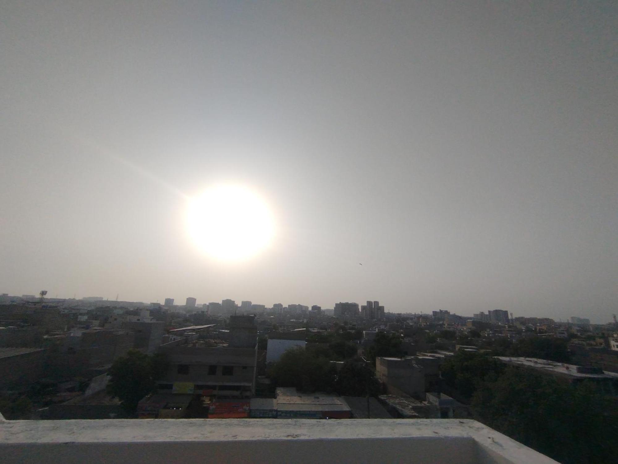 Hotel Crown Plaza, Near Karachi Airport, Darul Sehat Hospital, Dow, Agha Khan And Liaqat Hospital Eksteriør bilde
